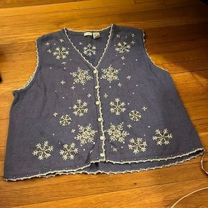 White Stag • EUC rare winter snowflake vest • size 26/28W • 2/$40